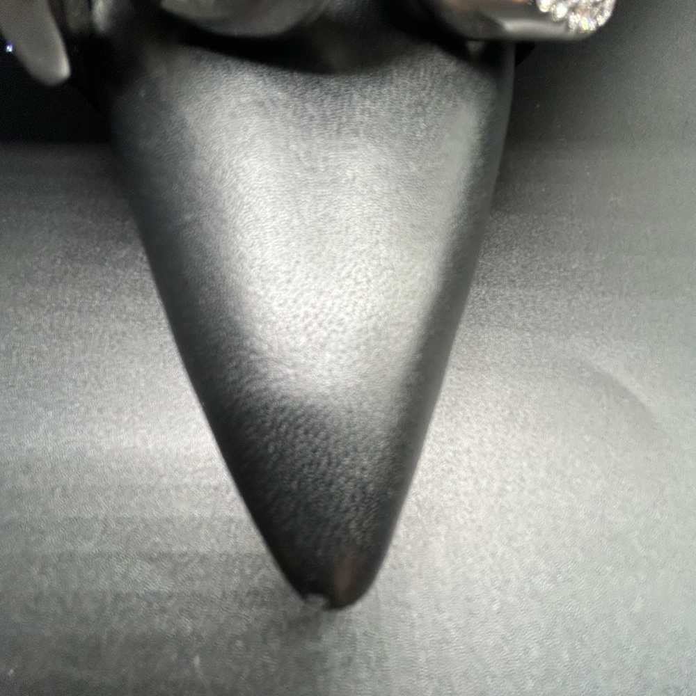 Karl Lagerfeld Black Pointy Toe Stilettos w/Link Chain Design Over Toe - Picture 10 of 12